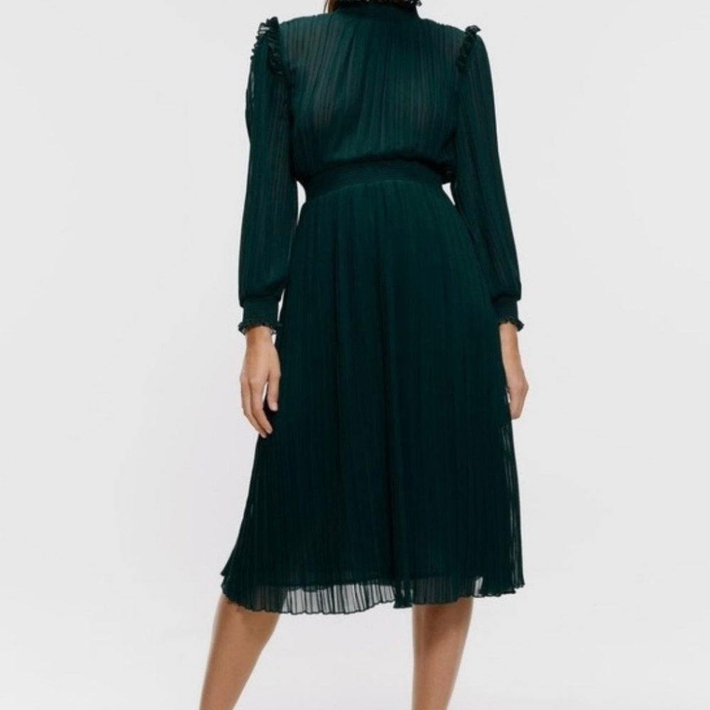 Zara Green Pleated Midi Dress